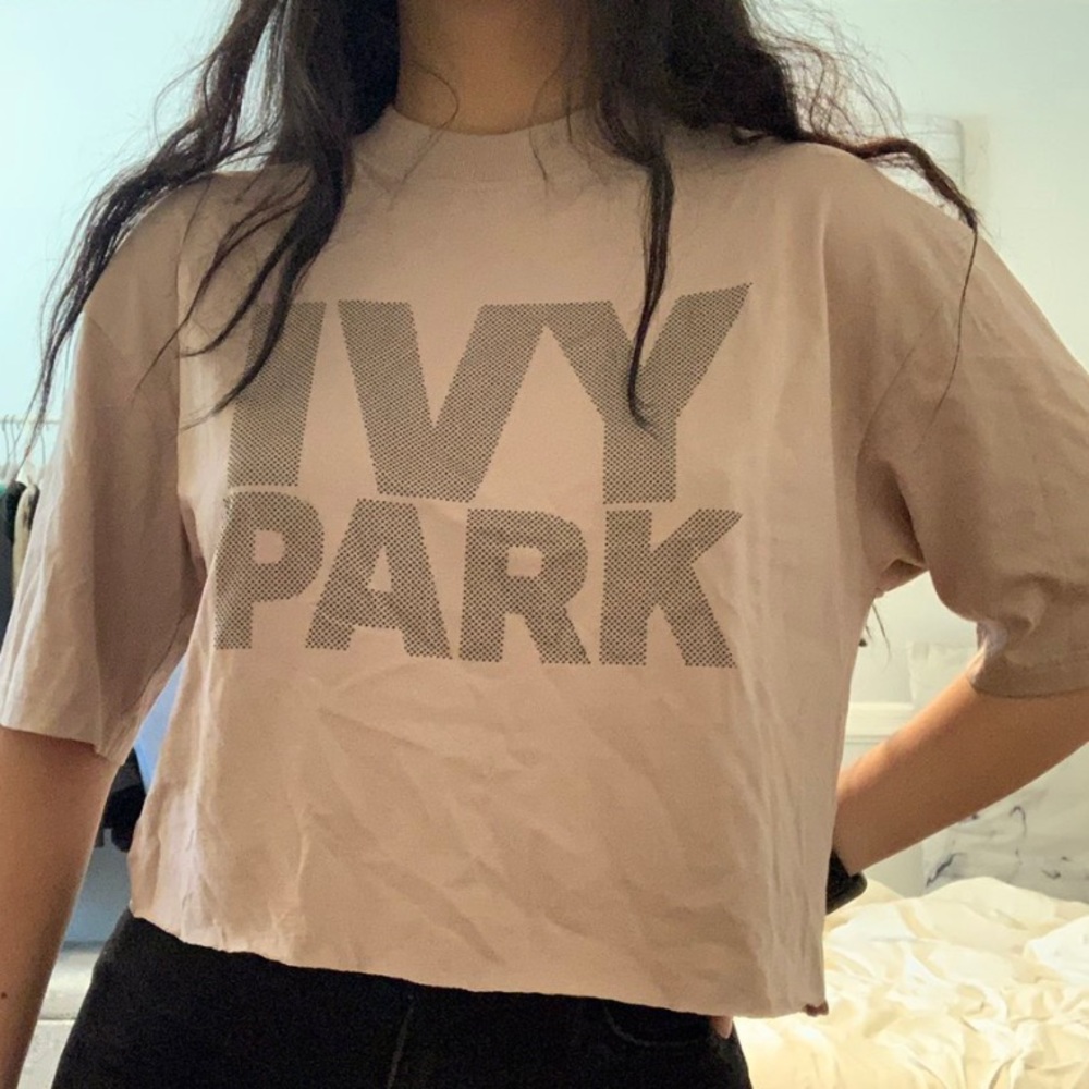 NWOT IVY PARK TEE